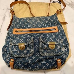 SOLD  Louis Vuitton Baggy Handbag - Vintage
